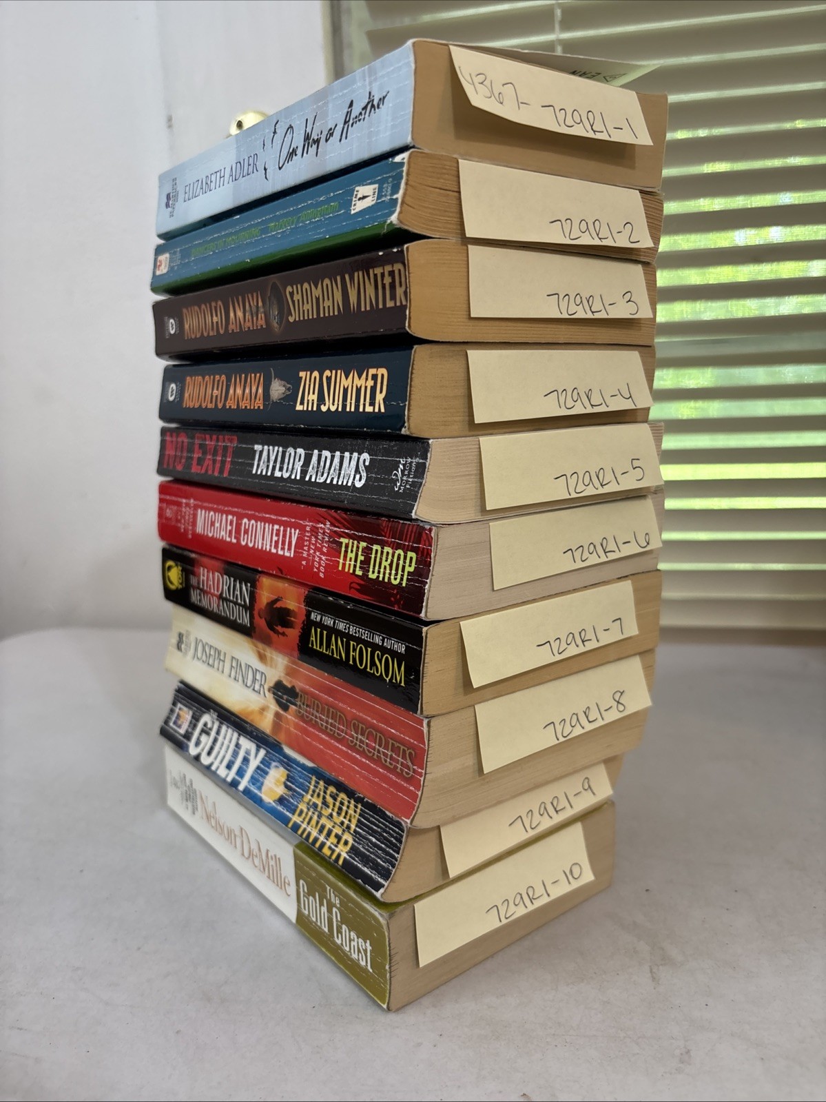 Lot of 10 Mystery and Thrillers – Mixed Authors – FREE SHIPPING