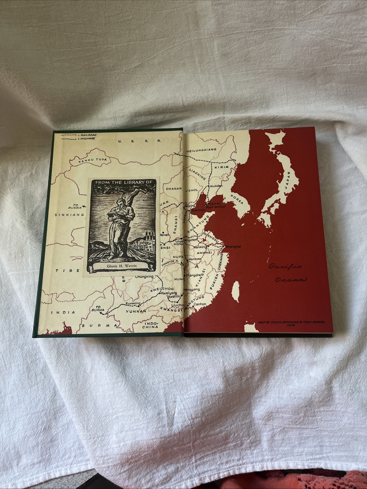 Thunder Out of China Vintage 1946 White & Jacoby BOMC Copy