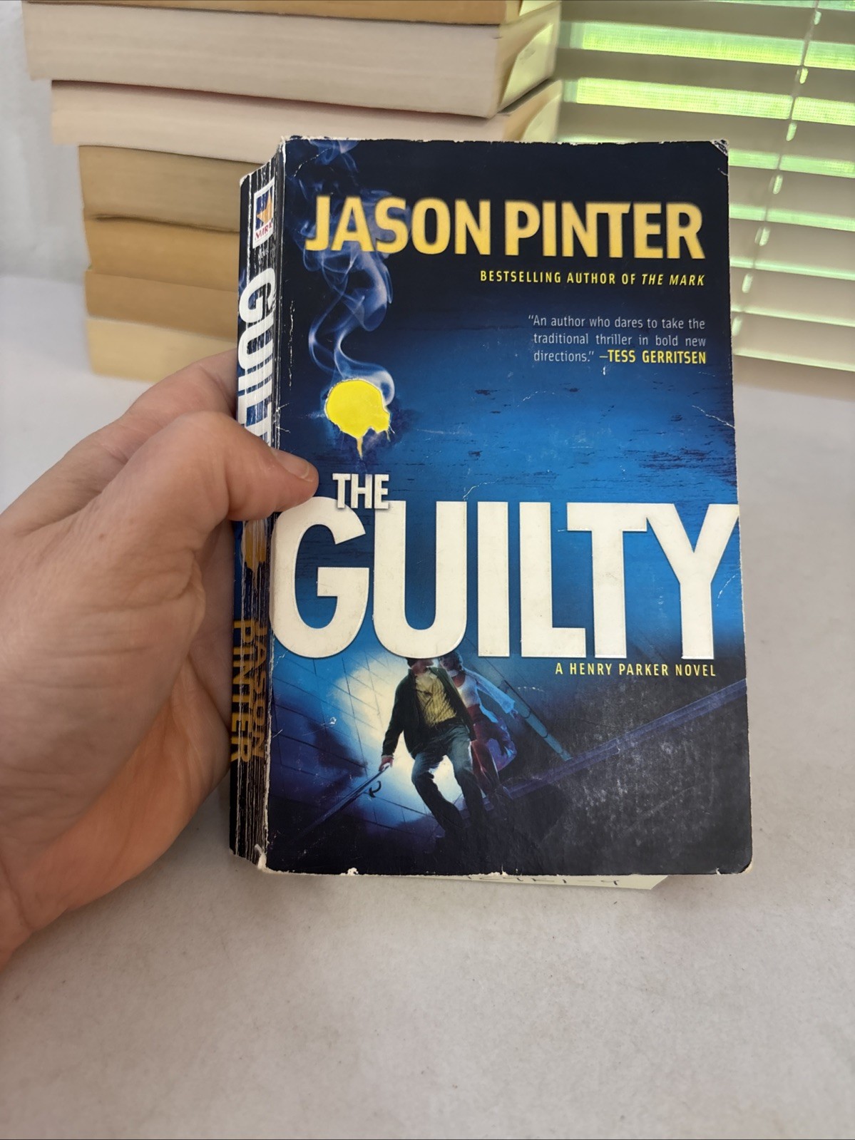 Lot of 10 Mystery and Thrillers – Mixed Authors – FREE SHIPPING