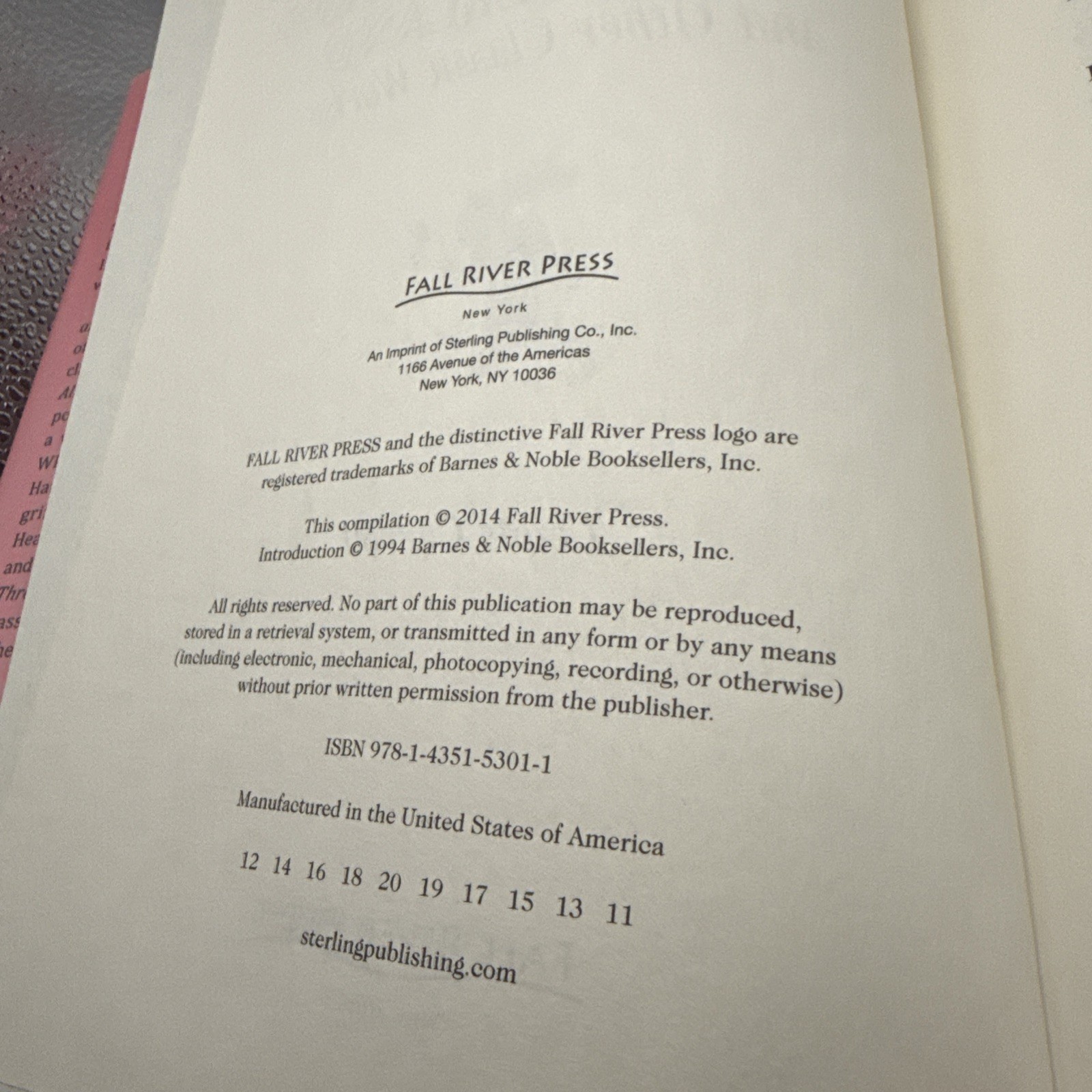 Alice&rsquo;s Adventures in Wonderland Classic Works by Lewis Carroll Hardcover