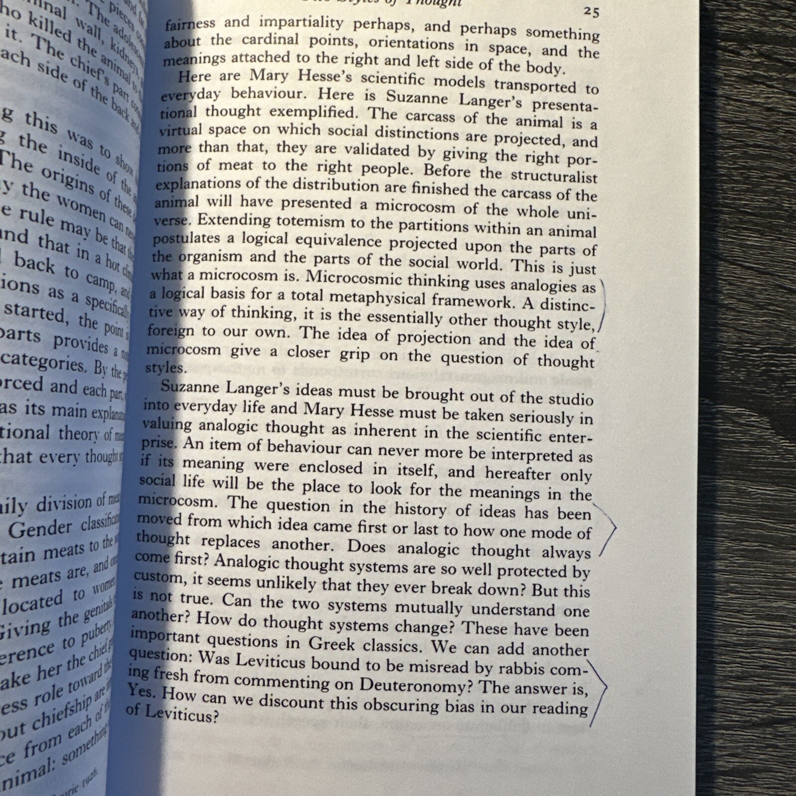 Leviticus As Literature by Mary Douglas (2001, UK-Trade Paper)
