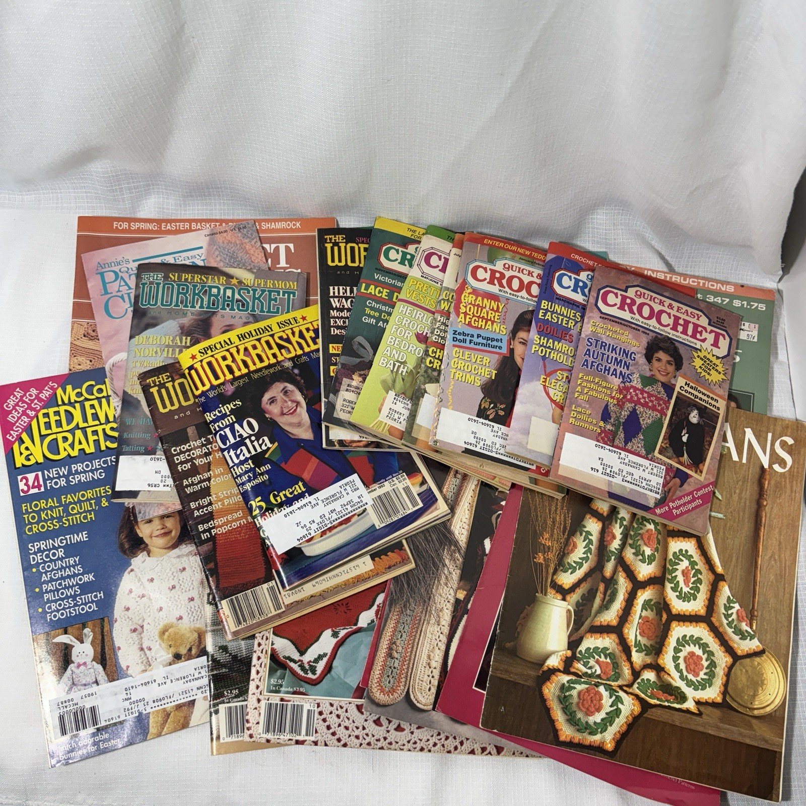 Lot Of 20+ Crochet Magazines 1980’s 1990’s Quick & Easy, McCall’s, Leisure Arts
