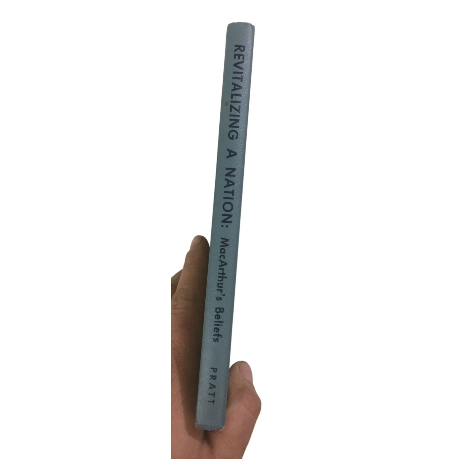 Revitalizing A Nation- MacArthur&rsquo;s Beliefs Book by The Heritage Foundation Inc