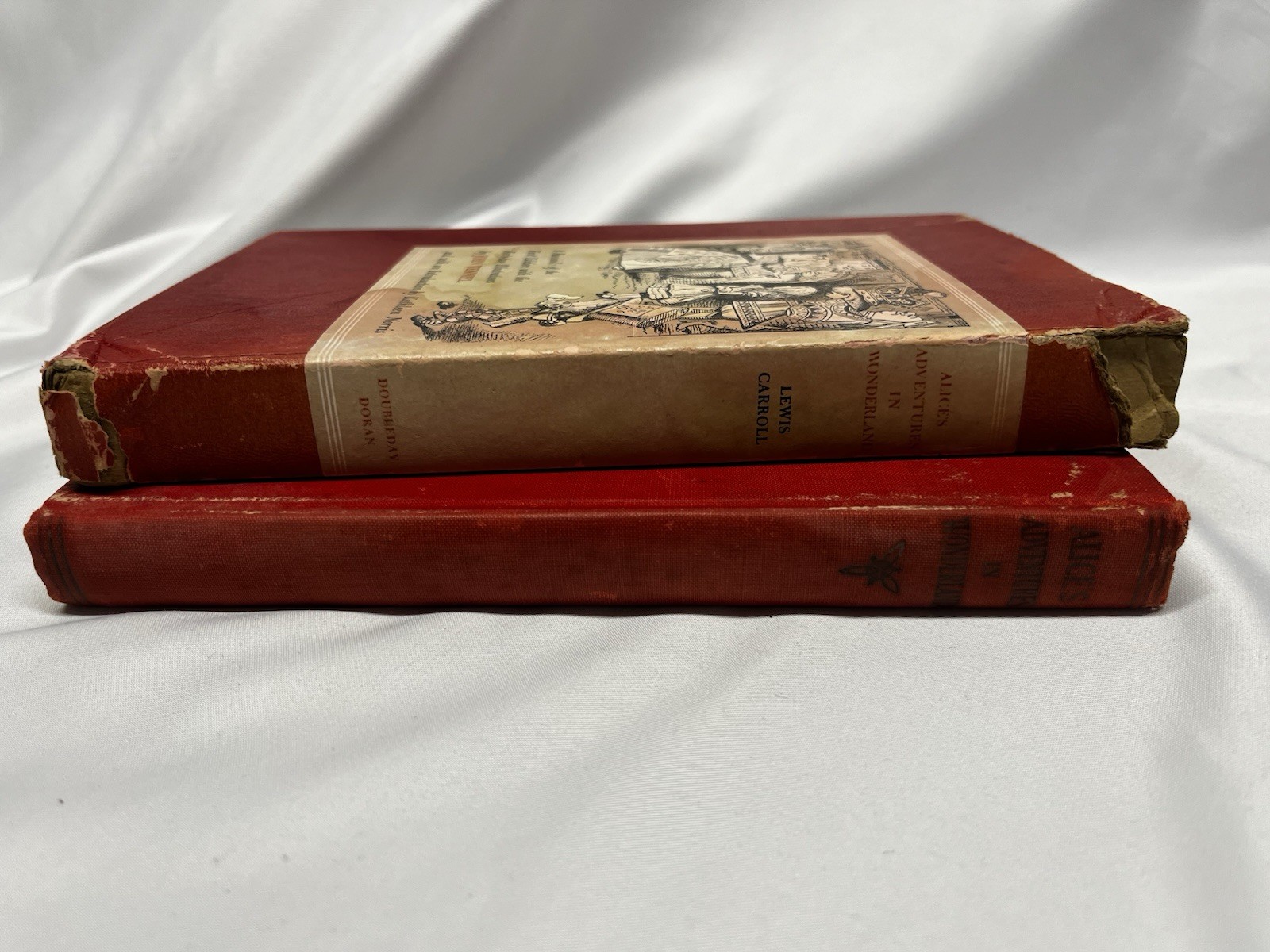 Lewis Carroll Alice&rsquo;s Adventures Facsimile Hardcover Tenniel Doubleday 1942 DJ