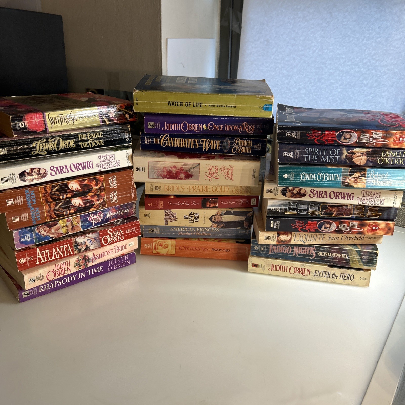 Vintage Romance Novels Lot Of 27 1980’s 1990’s 2000&rsquo;s Paperbacks Books Lot h29