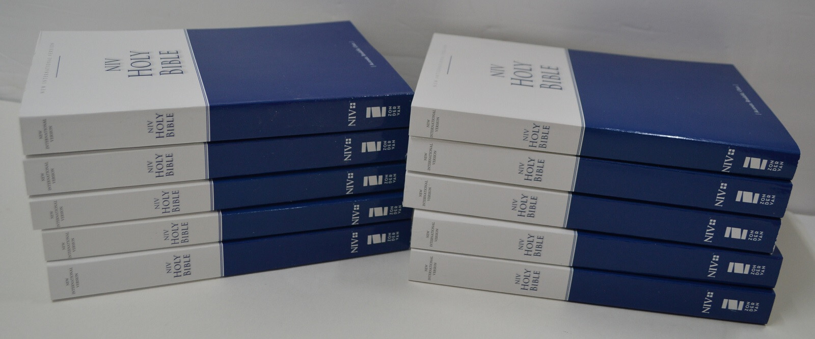 NIV Bible Blue « 20 OUTREACH BIBLES » Wholesale Bibles BRAND NEW in Shrink Wrap!!