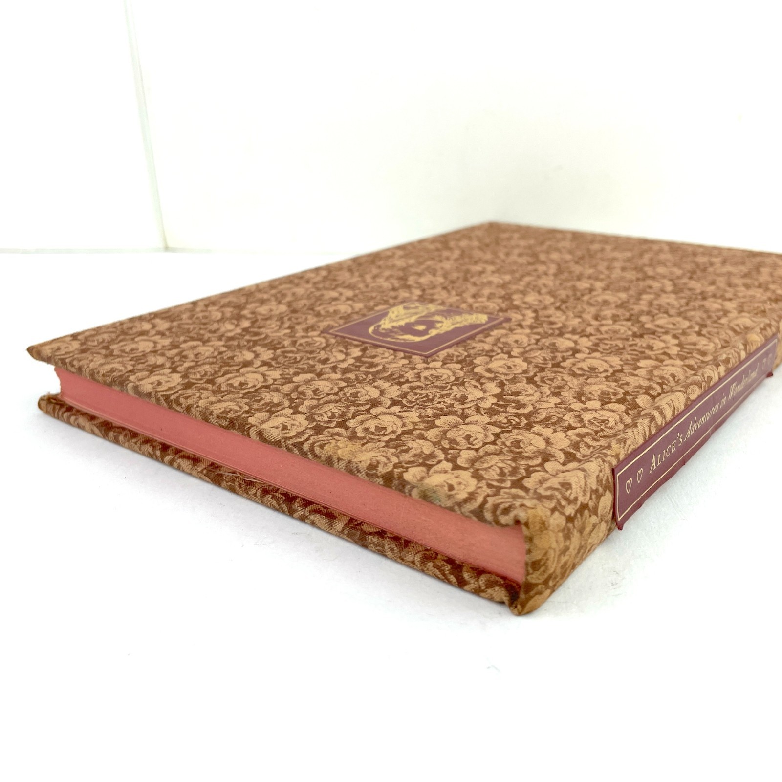 A COLISH Alice&rsquo;s Adventures in Wonderland Lewis Carroll Illustrated Letterpress