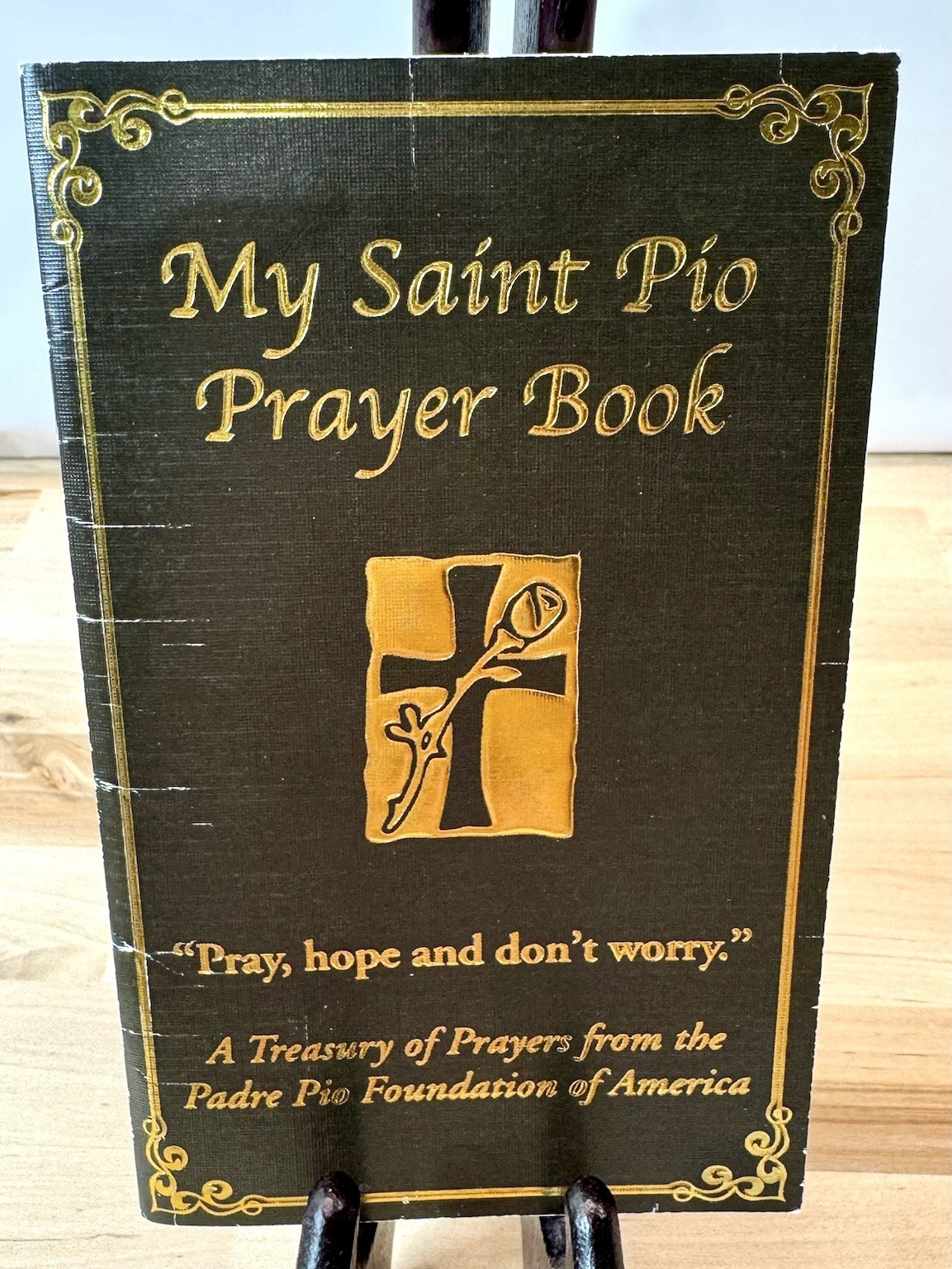 Catholic Prayer Books Lot of 5 Treasured Saint Anthony Saint Pio Prayer Guide