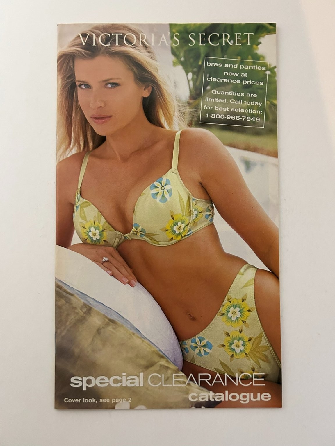 Victoria&rsquo;s Secret Special Clearance Catalogue Lingerie Bras Panties 2000s
