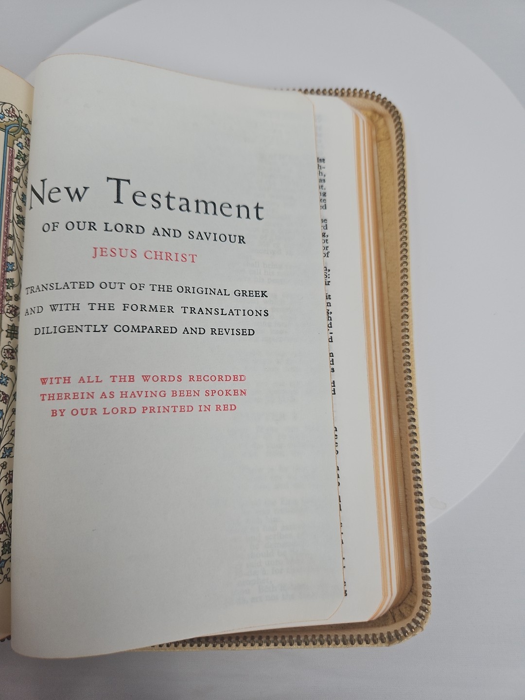 1950 World Publishing Bible White Cover, Zipper, Name Imprinted On Cover Cross