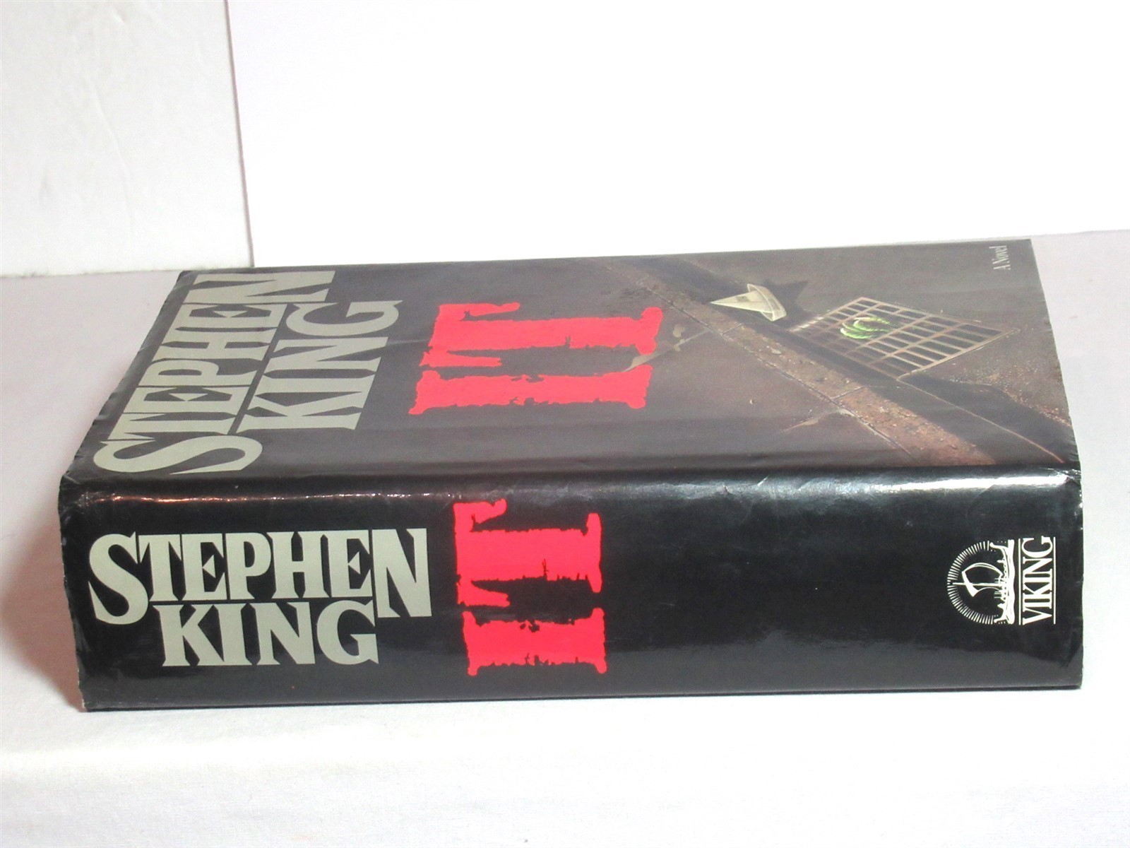 Vtg 1986 First Edition HC DJ Hardcover Book IT By Stephen King