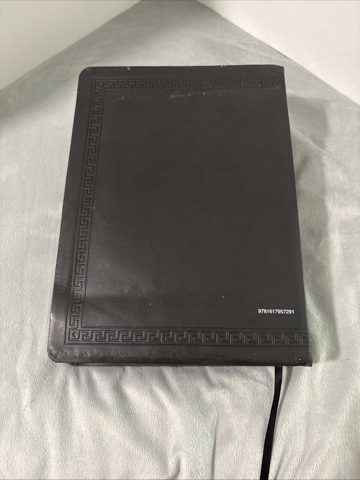 Jeremiah Study Bible, NKJV: Genuine Black Leather : What It Says. What It Means.