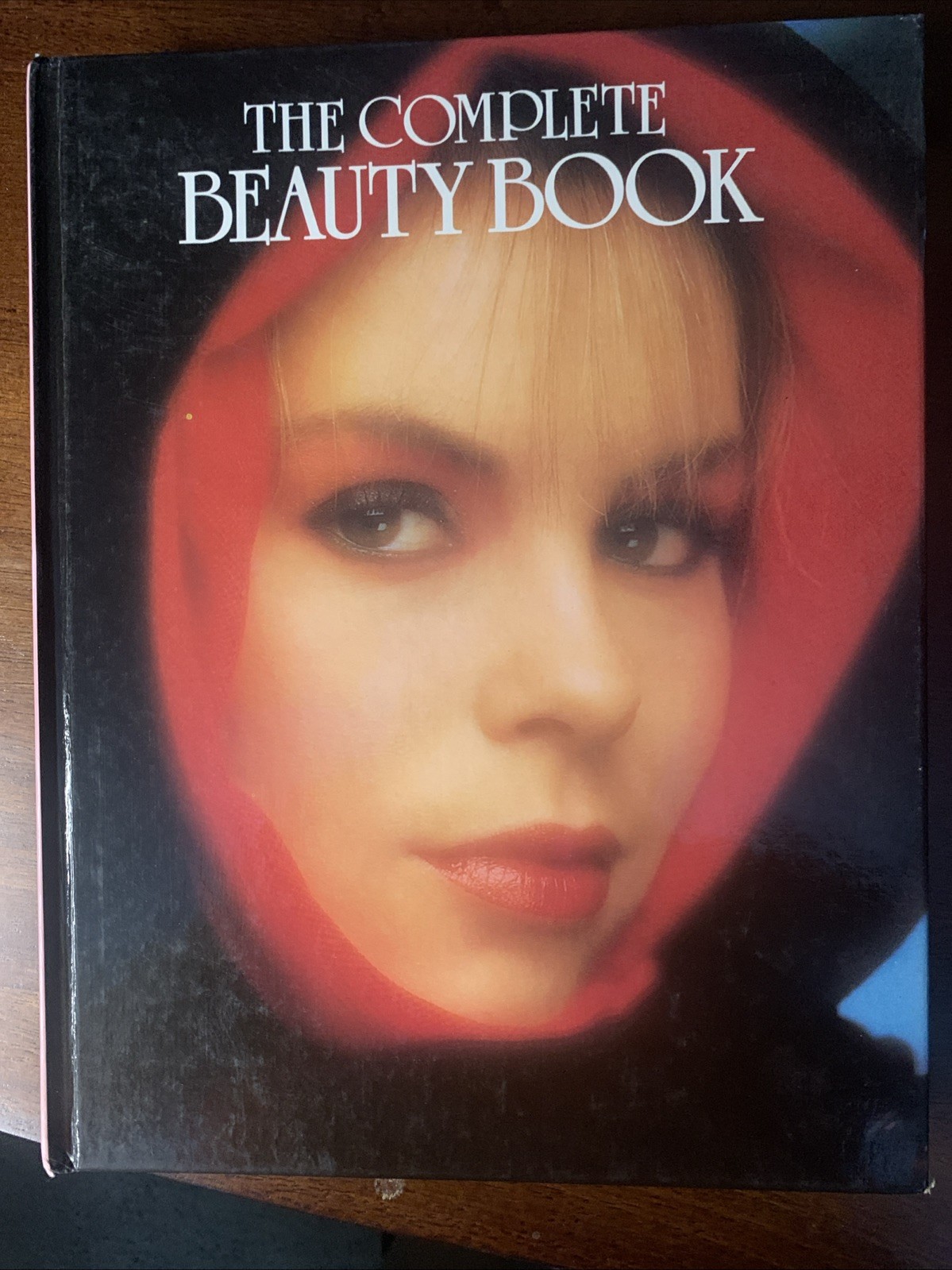The Complete Beauty Book by Coombe Books 1985 Fashion Makeup Hairstyles Skincare