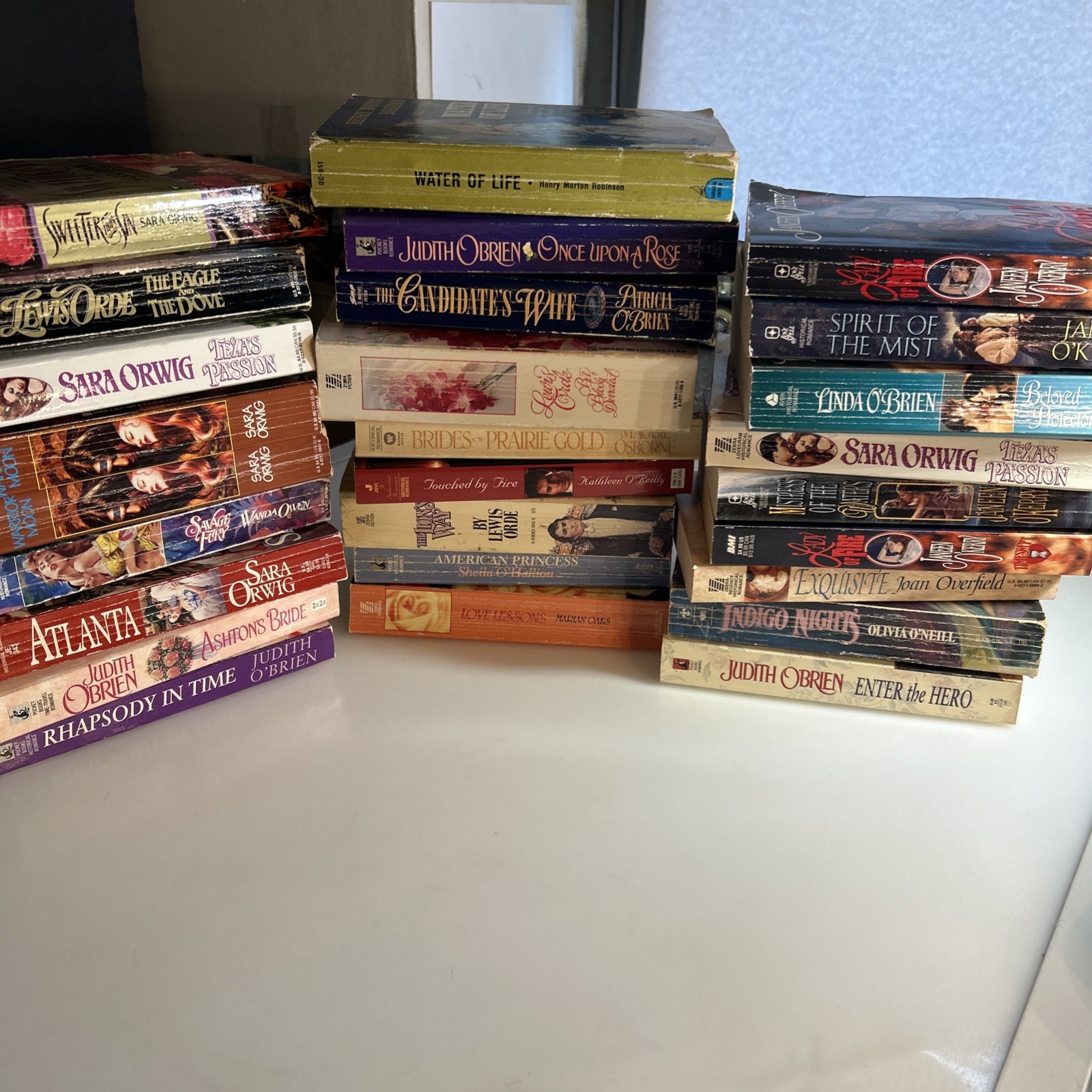 Vintage Romance Novels Lot Of 27 1980’s 1990’s 2000&rsquo;s Paperbacks Books Lot h29