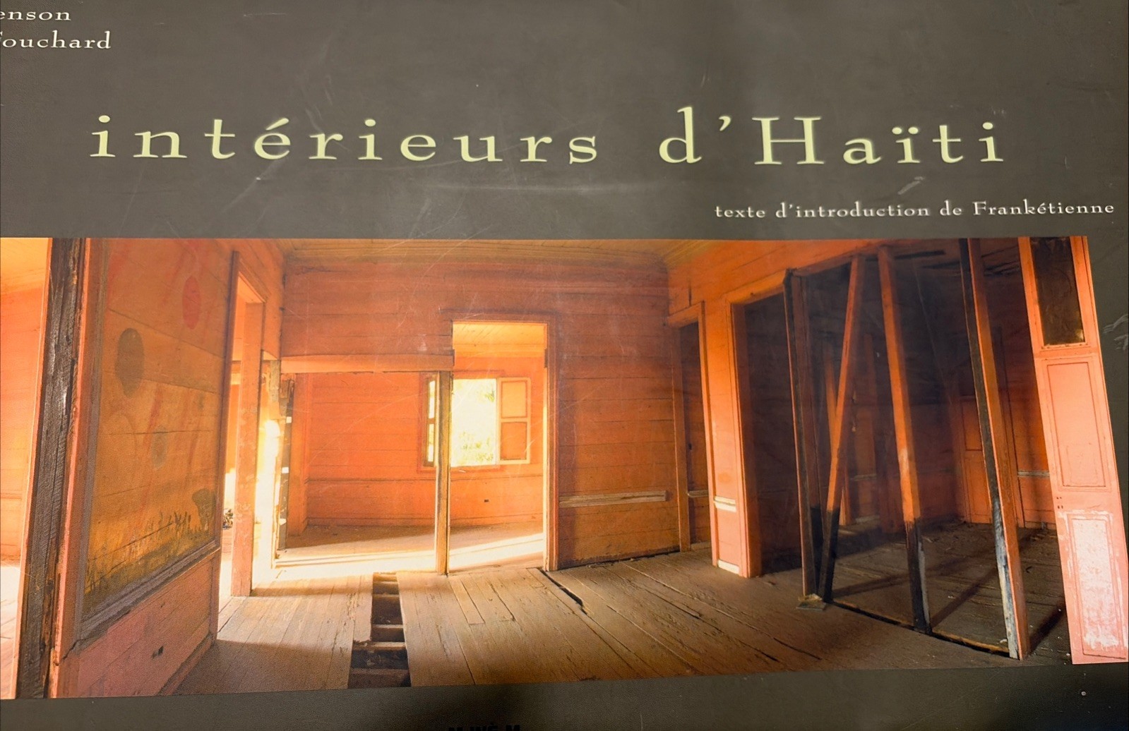 Interieurs d&rsquo;Haiti Hardcover Architecture Book (French) by Roberto Stephenson