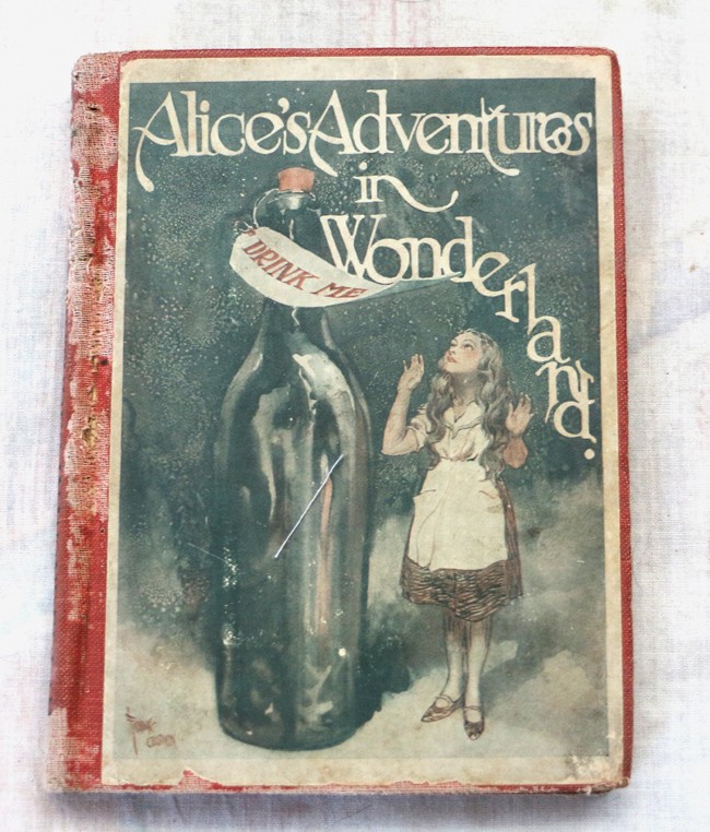 Scarce Antique Alice&rsquo;s Adventures in Wonderland, McKay&rsquo;s Young People&rsquo;s Classics