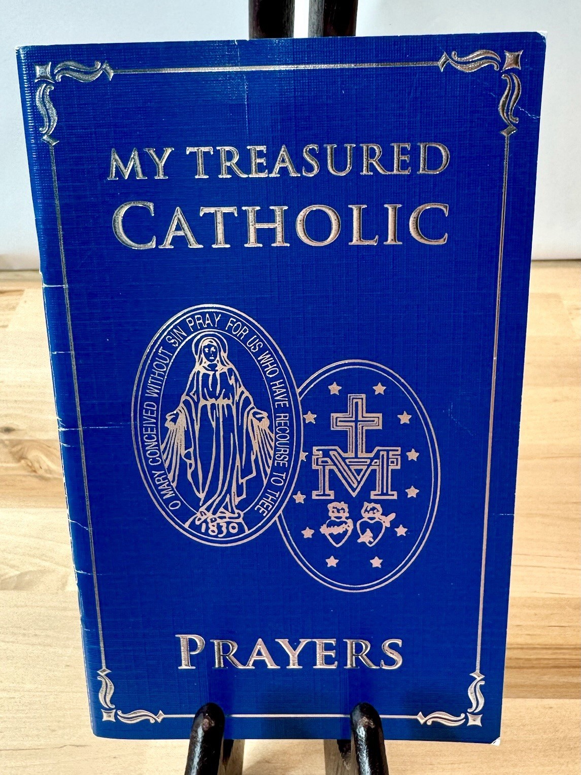 Catholic Prayer Books Lot of 5 Treasured Saint Anthony Saint Pio Prayer Guide