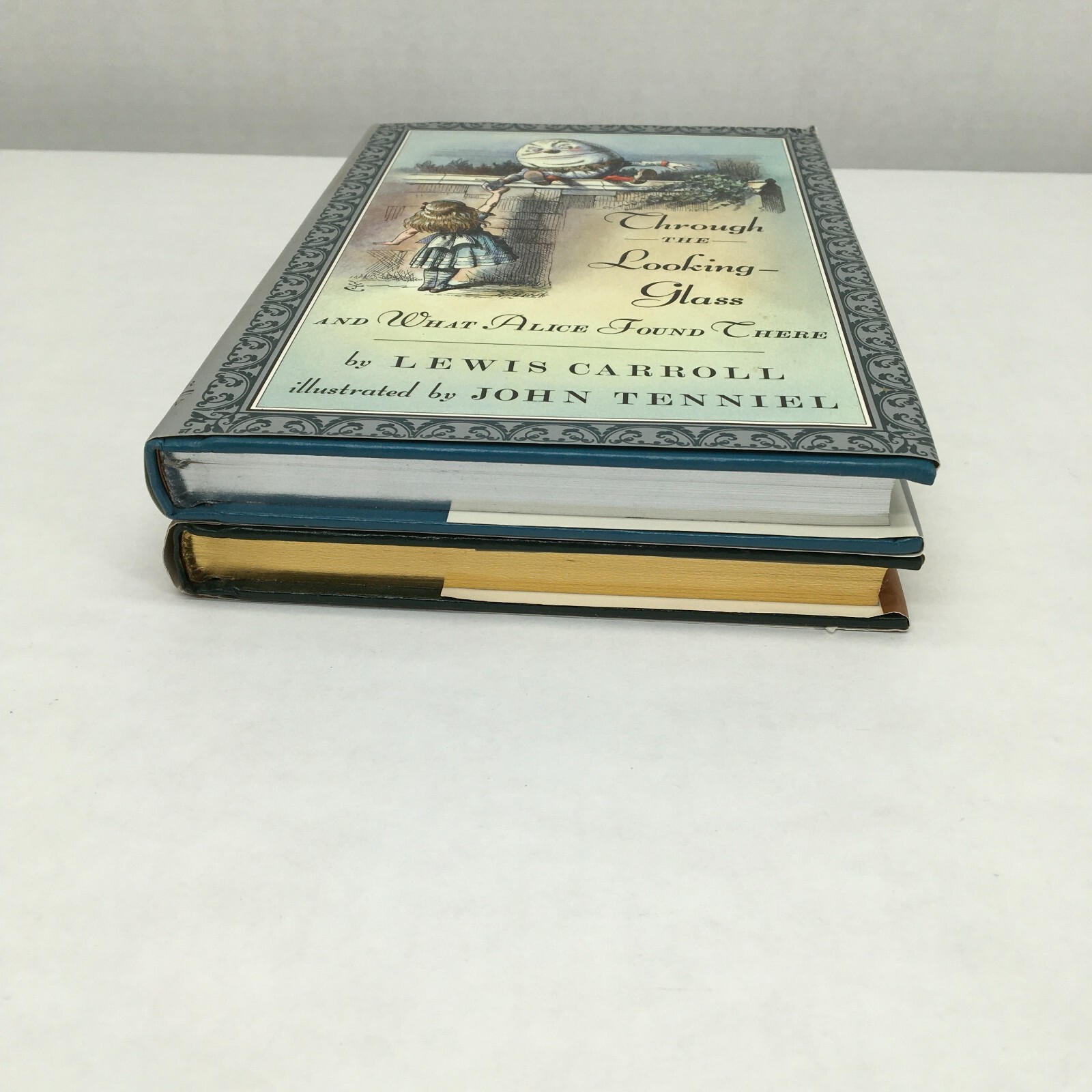Alice&rsquo;s Adventures in Wonderland & Through the Looking Glass, Lewis Carroll Set