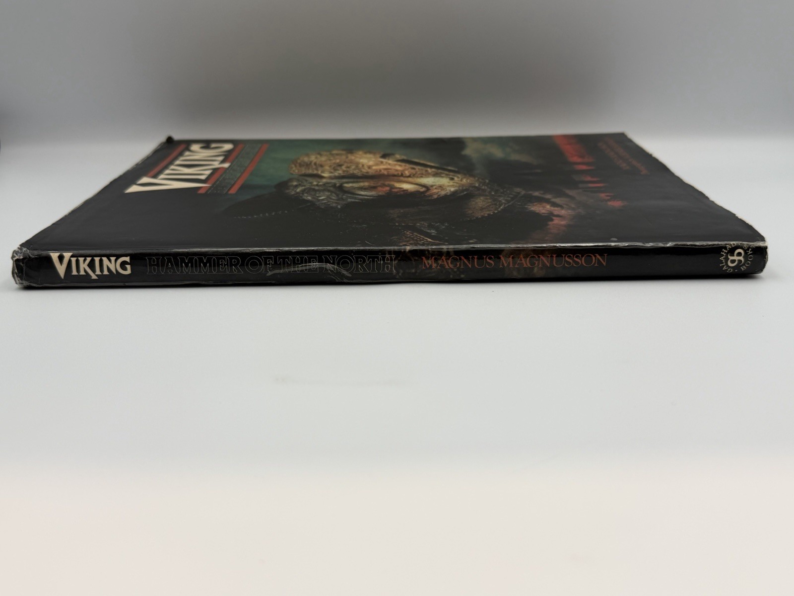 VIKING Hammer of the North by Magnusson, Magnus 1st Edition 1st Printing HC/DJ