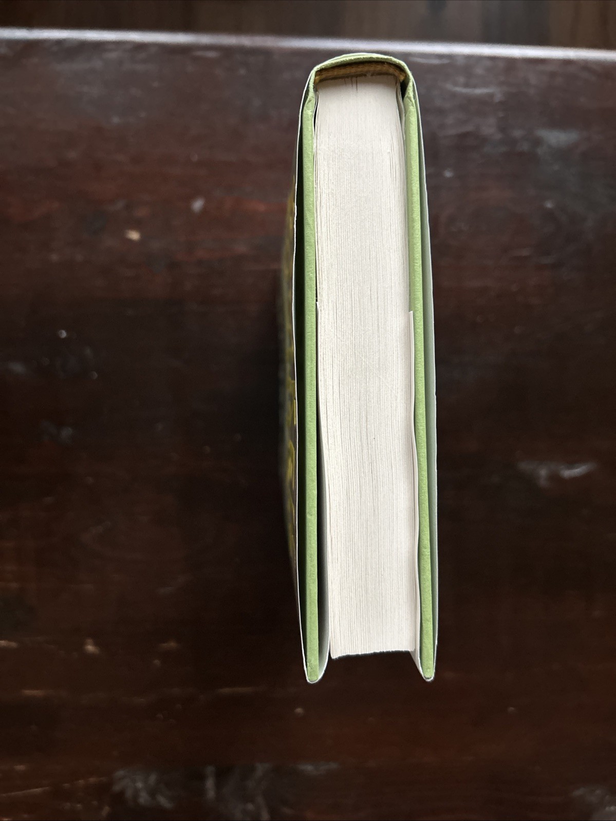Broken Country (Reese&rsquo;s Book Club) by Clare Leslie Hall (2025, Hardcover)