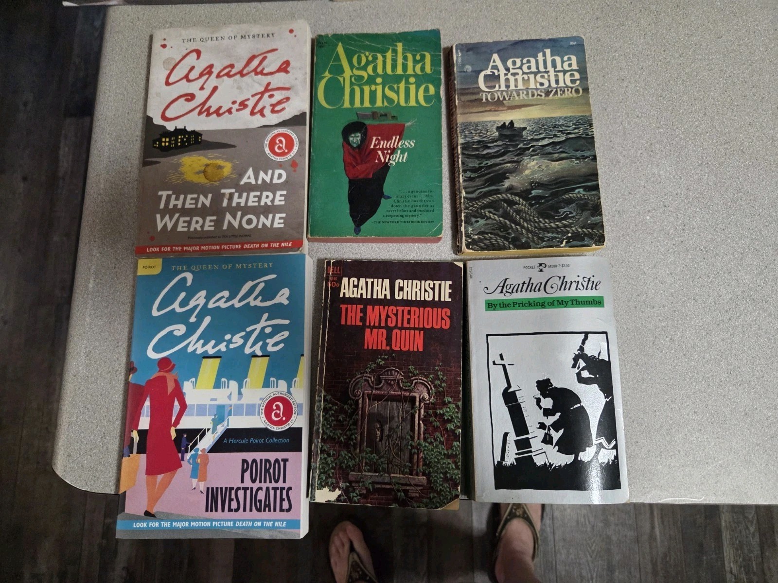 Agatha Christie. 6 Books. 1 Is An Omnibus- 14 Stories. 19 Stories In Total. PB