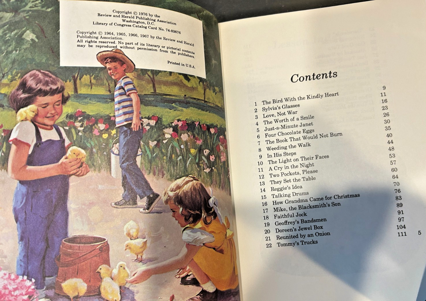 8 Uncle Arthur&rsquo;s BEDTIME STORIES / Arthur Maxwell /mixed lot /Hard & Soft Covers