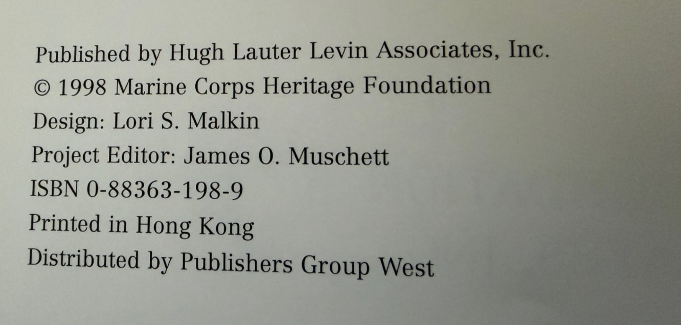THE MARINES Marine Corps Heritage Foundation 1998 Coffee Table Book