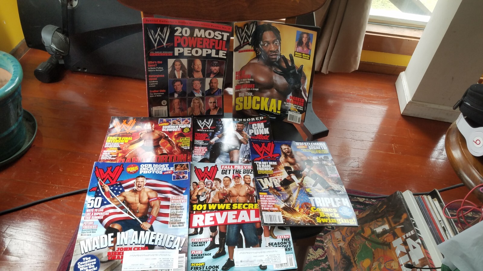 7 2010&rsquo;s WWE Magazines Triple H Cena CM Punk More