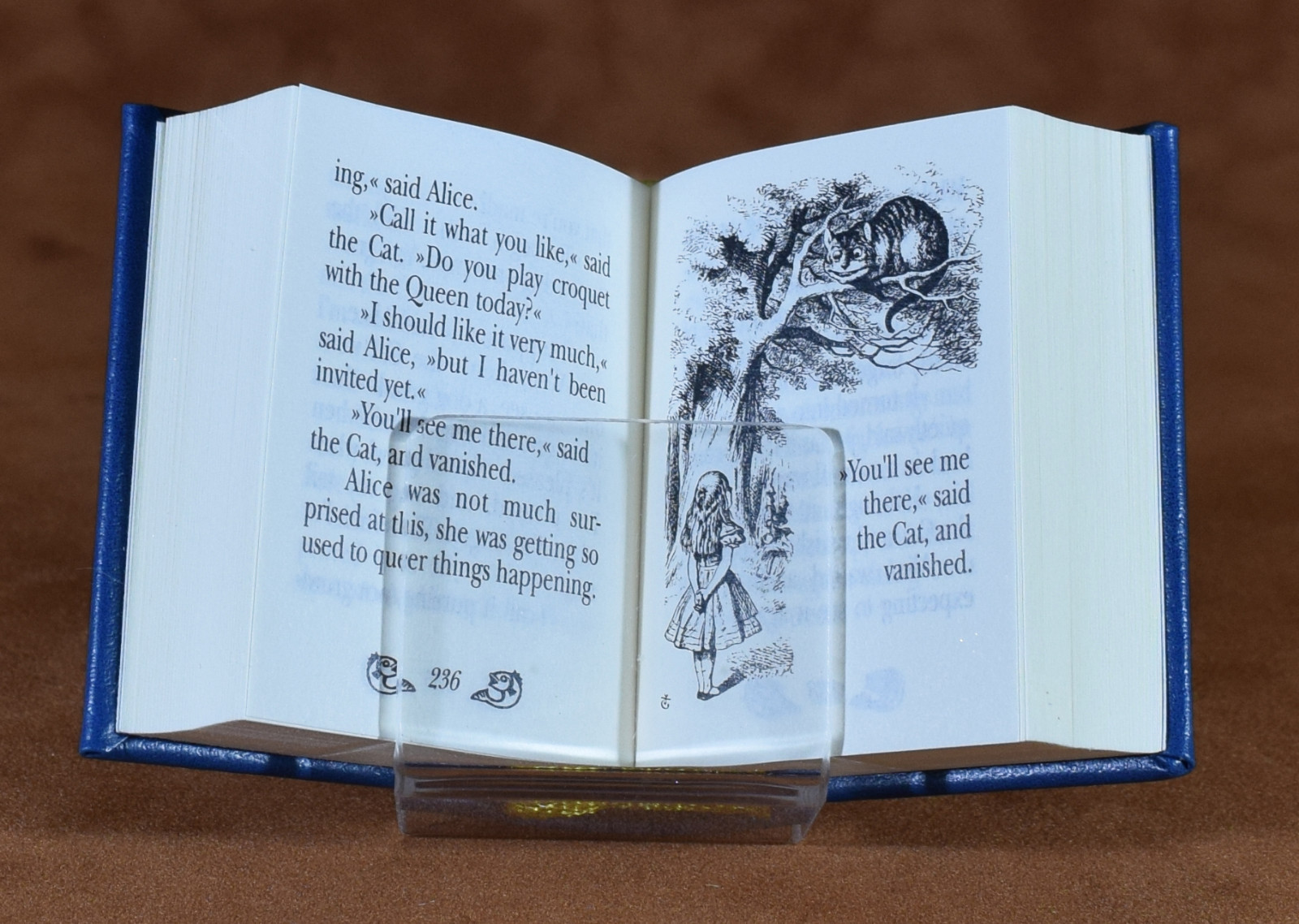 MINIATURE BOOK Alice´s Adventures in Wonderland