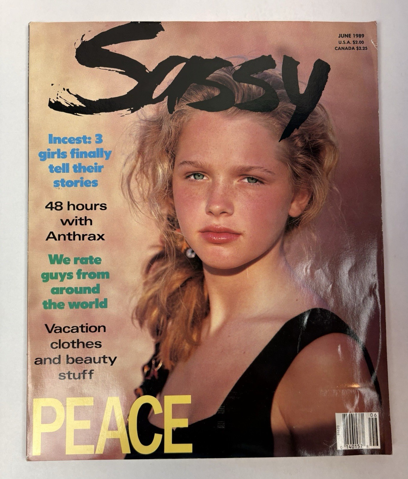 7 1989 Sassy Magazines: REM Record, Robert Downey Jr., Keanu Reeves Poster, Teen