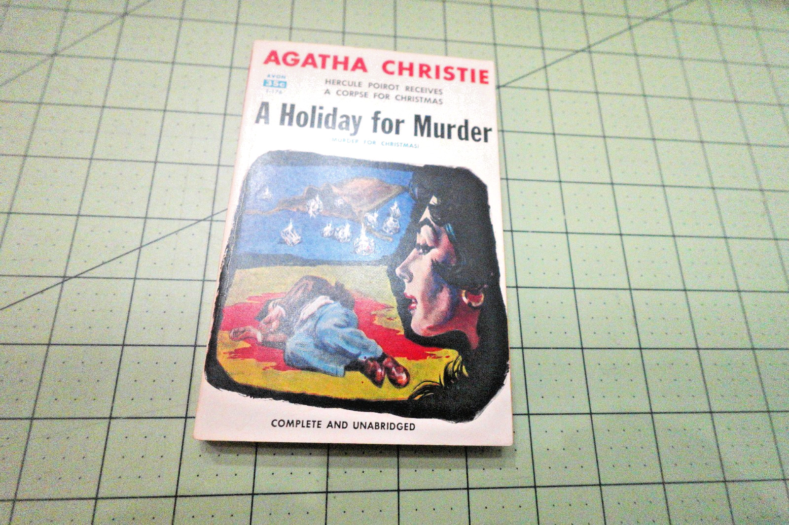 A HOLIDAY FOR MURDER BY AGATHA CHRISTIE 1957 AVON BKS VINTAGE MYSTERY CLASSIC