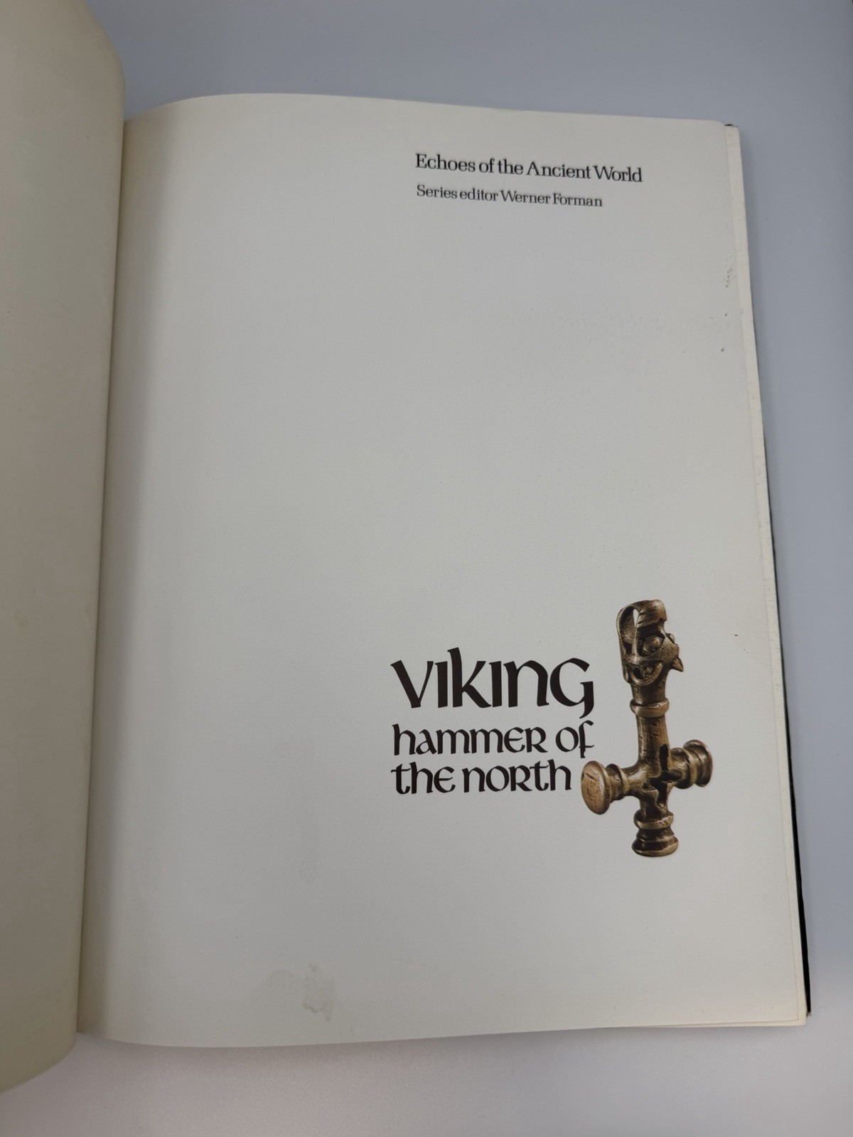 VIKING Hammer of the North by Magnusson, Magnus 1st Edition 1st Printing HC/DJ