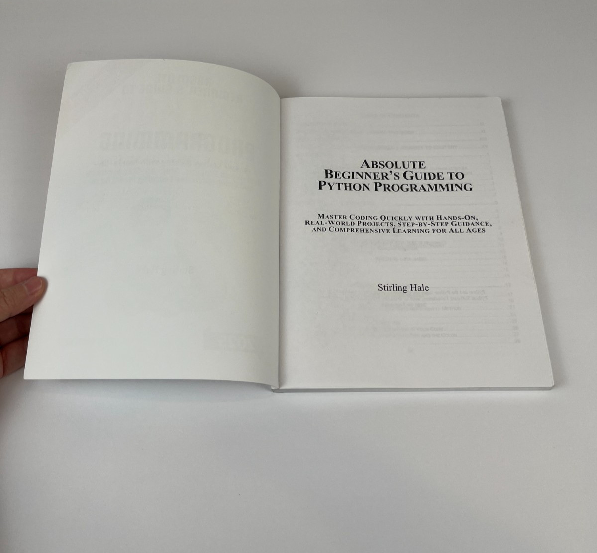 Absolute Beginner&rsquo;s Guide to Python Programming: Master Coding 2025 edition Hale